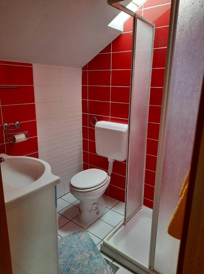Willa Tourist Farm Lavric Vodice Zewnętrze zdjęcie